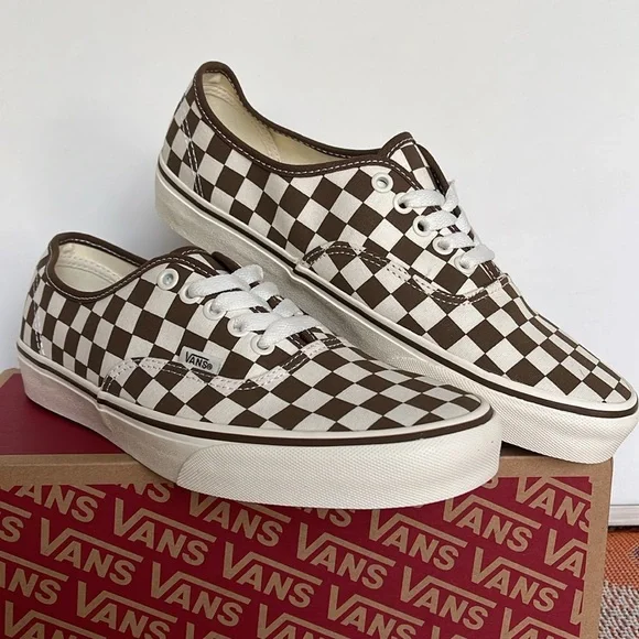 Vans Men’s Authentic Checkerboard Brown
VN000BW5BRO
SNEAKERS - Picture 5 of 16